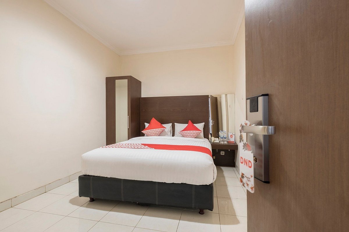 Area kamar Capital O 9212 Fort Rotterdam Stay untuk tamu short stay di Losari